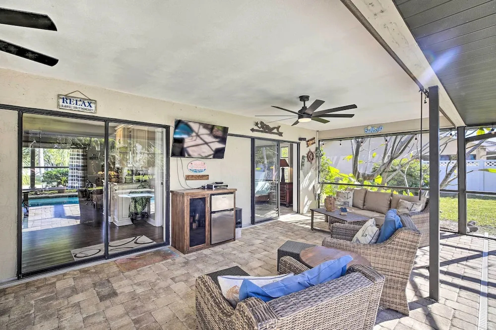 Private Pool & Lanai: Home in Cape Coral