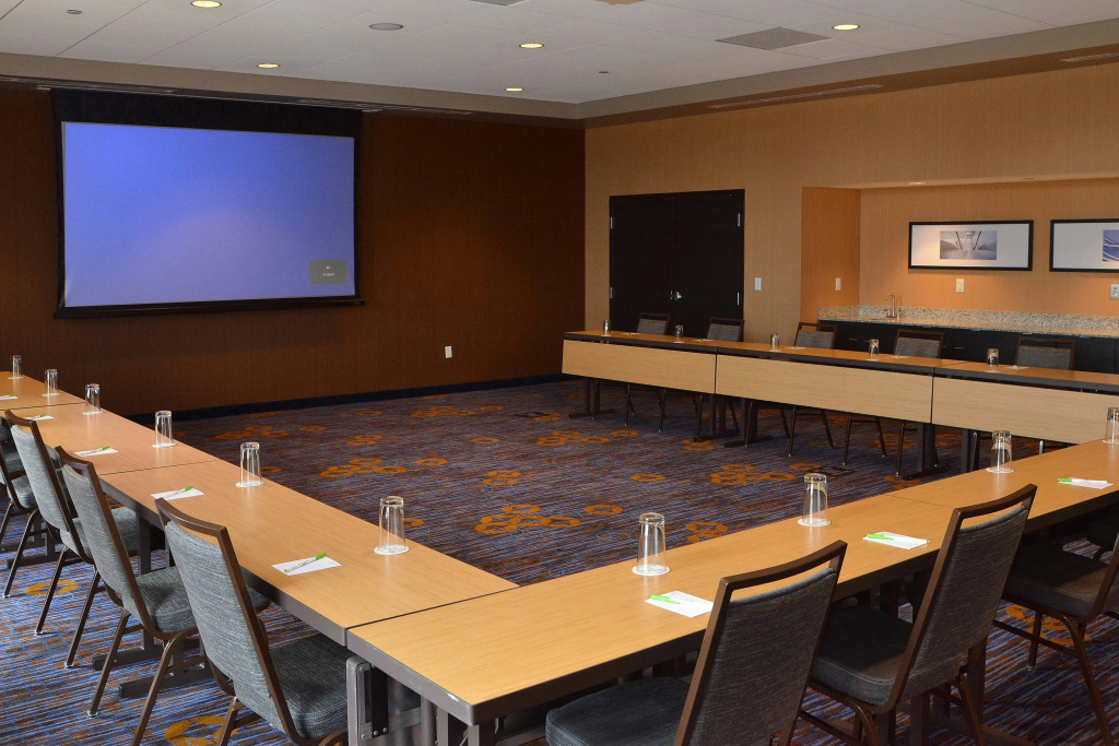 Courtyard by Marriott Youngstown Canfield - Général