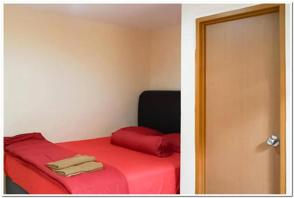 Economy room
