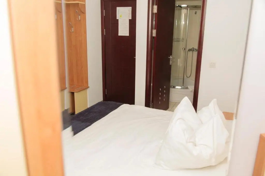 Plus Hotel - Chambres