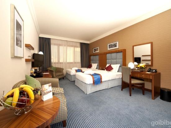 City Seasons Al Hamra Hotel