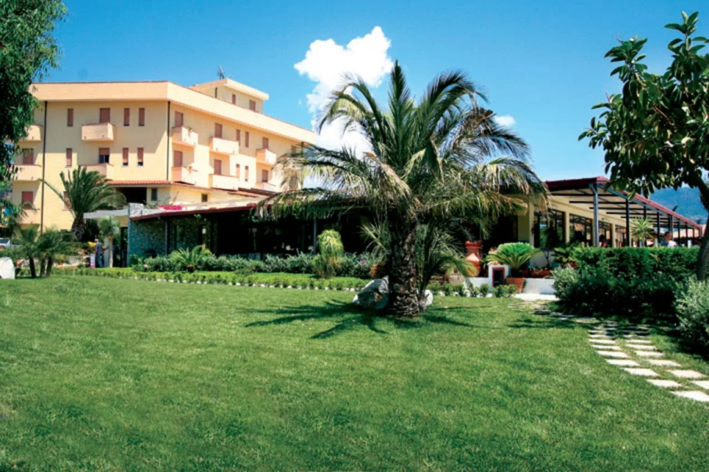 Hotel photo 8