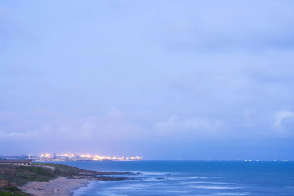 Beach & Waterfront