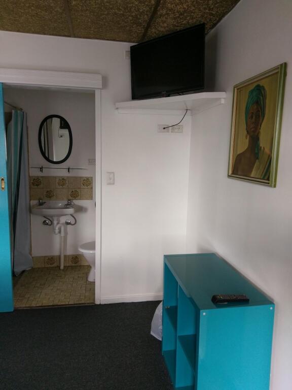 Image 7