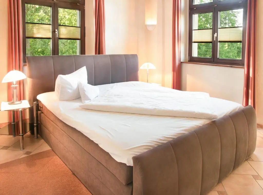 Standard Double room with garden view (full double bed)