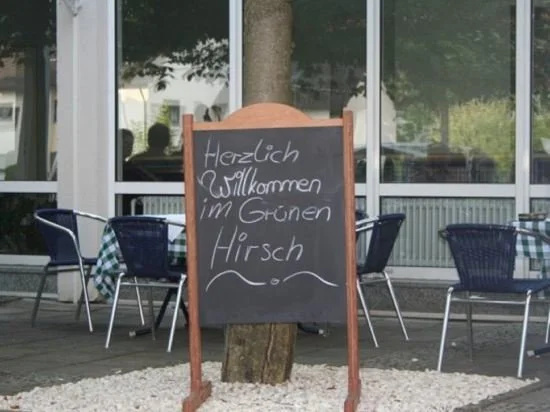 Grüner Hirsch