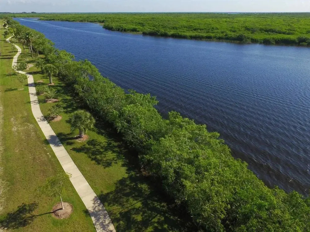 Aa15432 South Gulf Cove 4