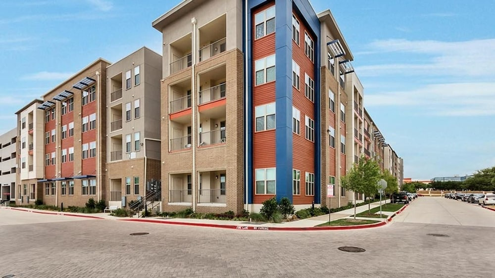 Landing Apartments Midtown Park