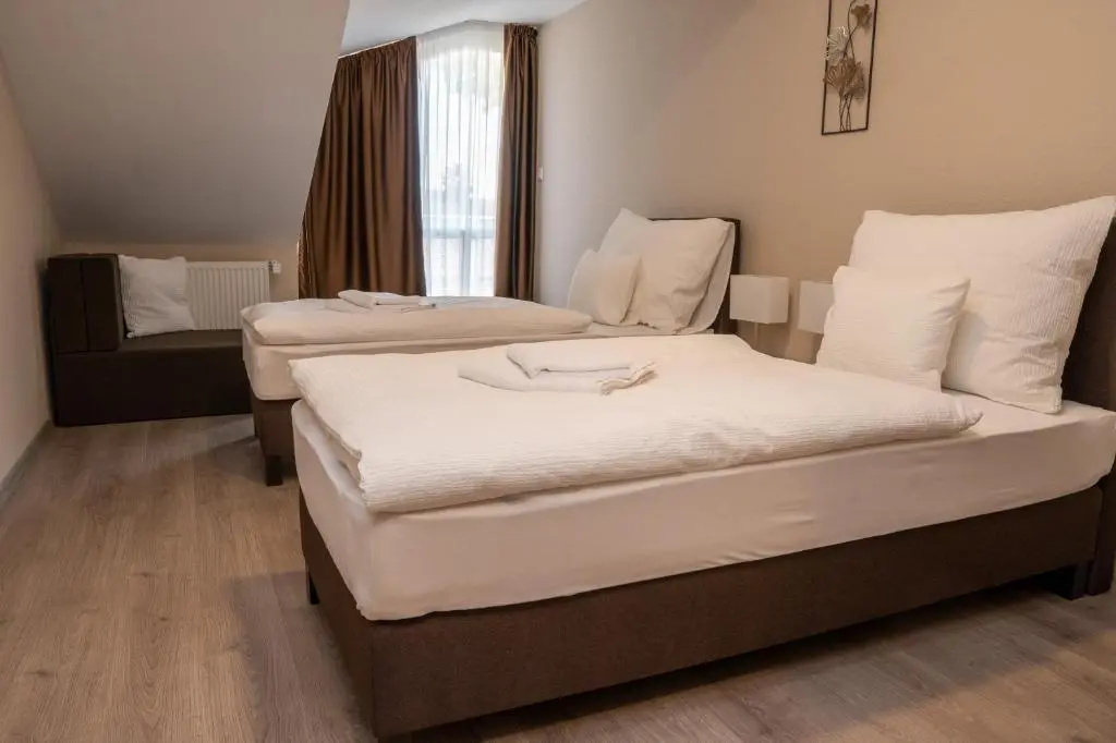 Superior Double room (full double bed)