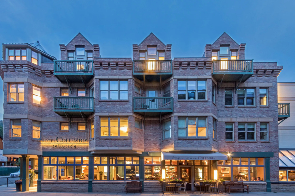 Hotel Columbia