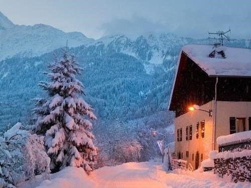 Chalet Alpine Retreat