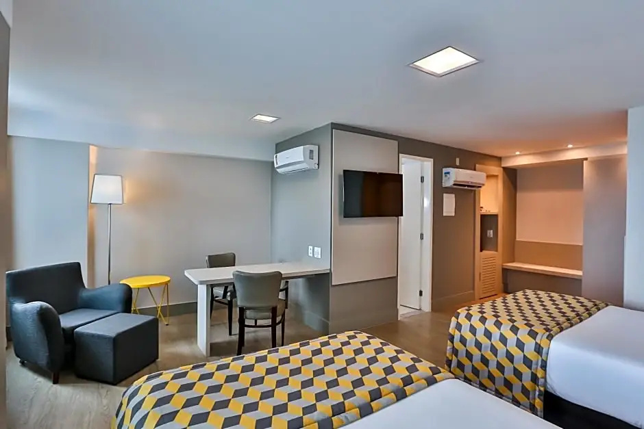 Deluxe Suite