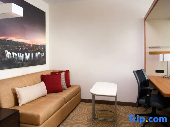 SpringHill Suites Los Angeles Burbank/Downtown - Chambres