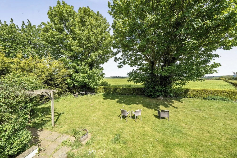 Modern Peaceful Open Plan 1-bed Apartment Rutland