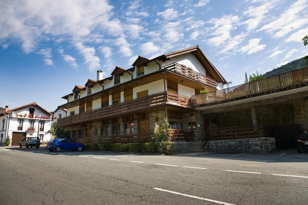 Hotel photo 1