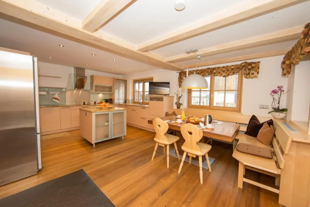 2 Bedrooms Duplex Apartment with balcony