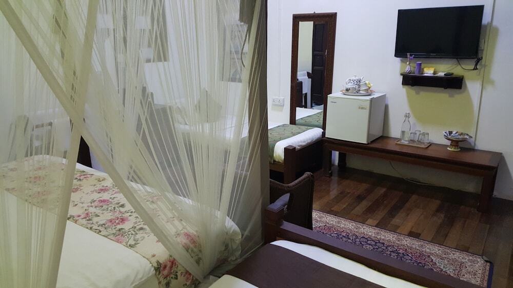 Noordin Street House