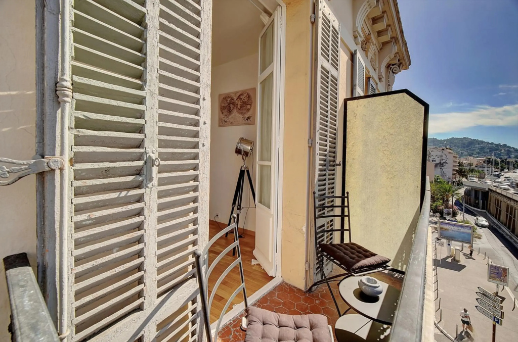 Le ART - 500m des plages - Clim - Verrière Côte d'Azur