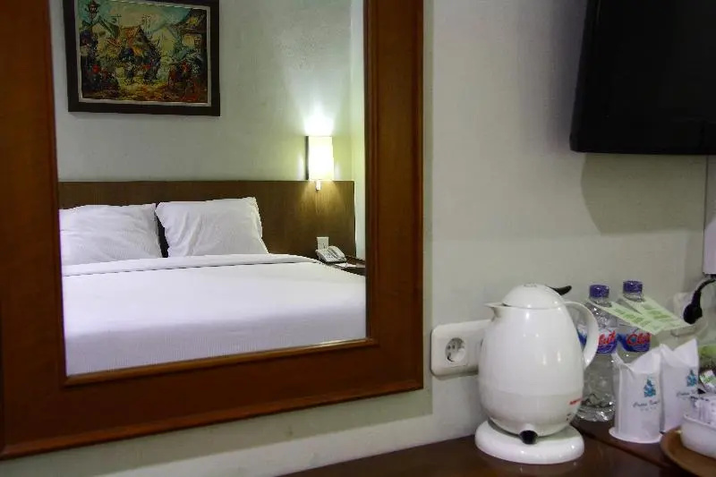 Cakra Kembang Hotel - Chambres
