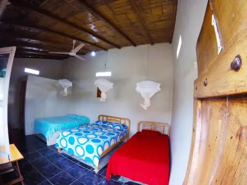 Montañita Garden Hostal