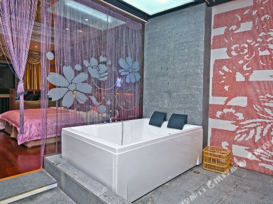 Huansha Fashion Hotel