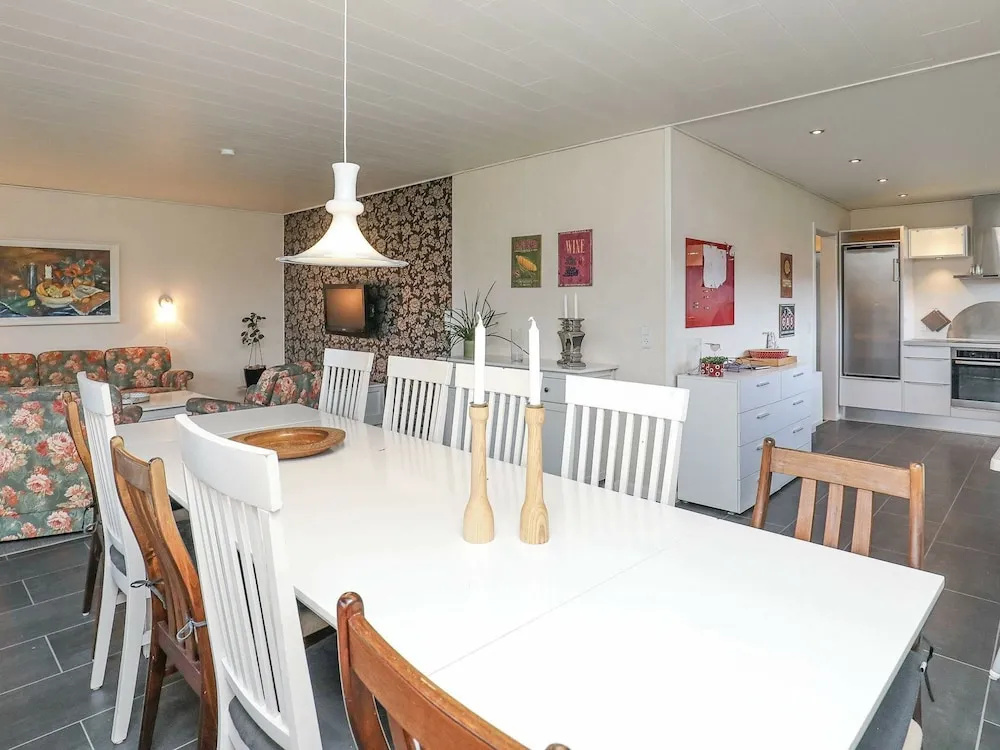 Sea-side Holiday Home in Løkken With Terrace - фото 14