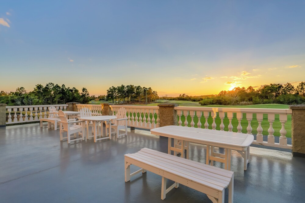 Ultimate Golf Resort Getaway in Myrtle Beach!