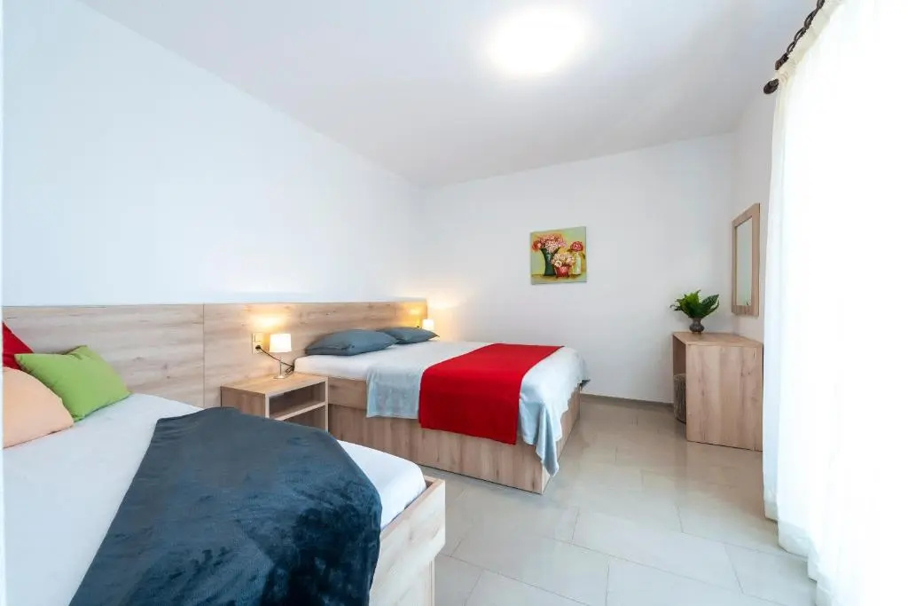 Standard Double room (full double bed)