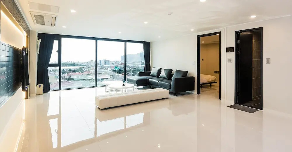 Grand room
