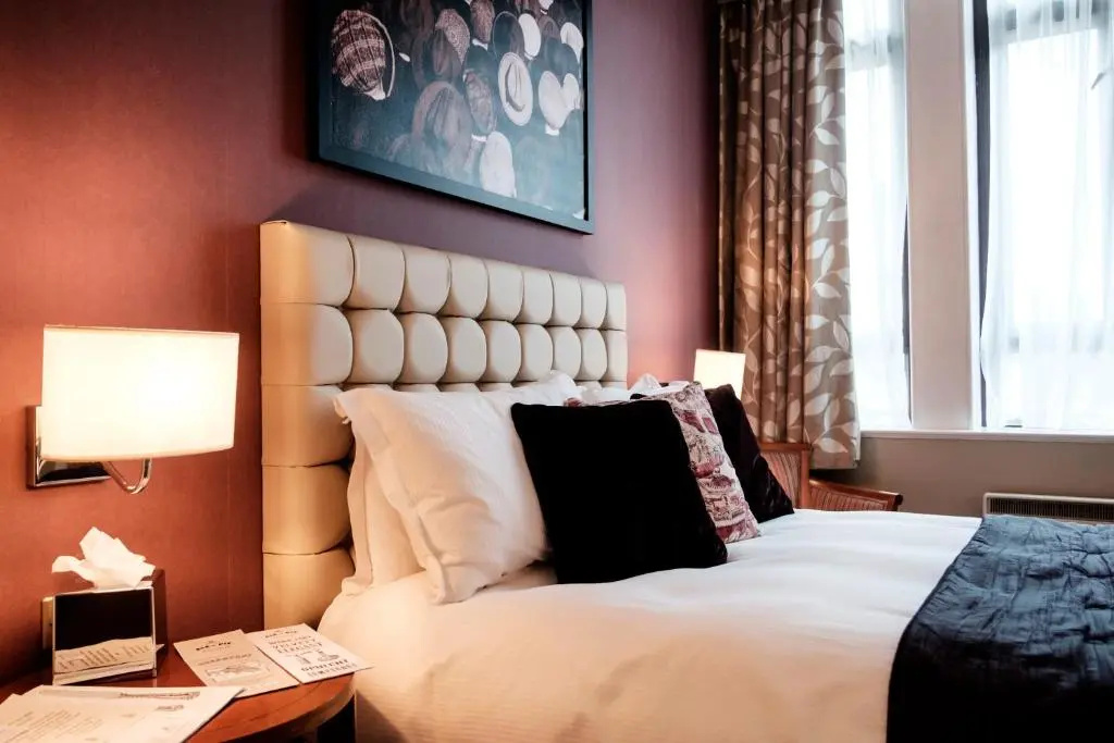 The Mad Hatter Hotel - Chambres