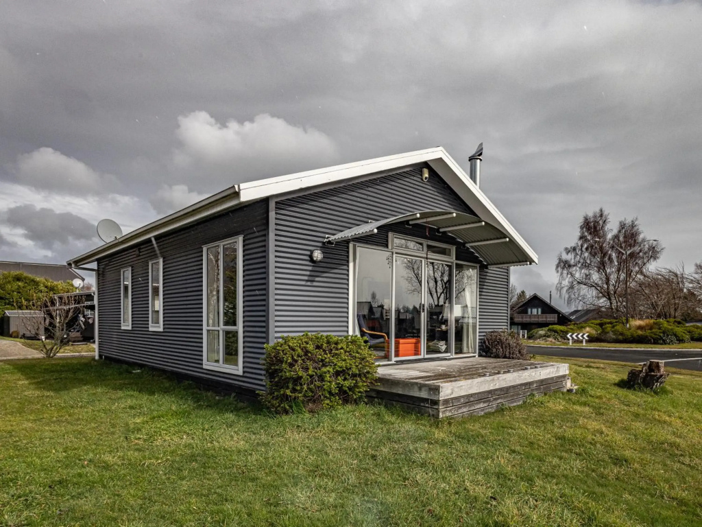 Alpine Way Cottage - Ohakune Holiday Home