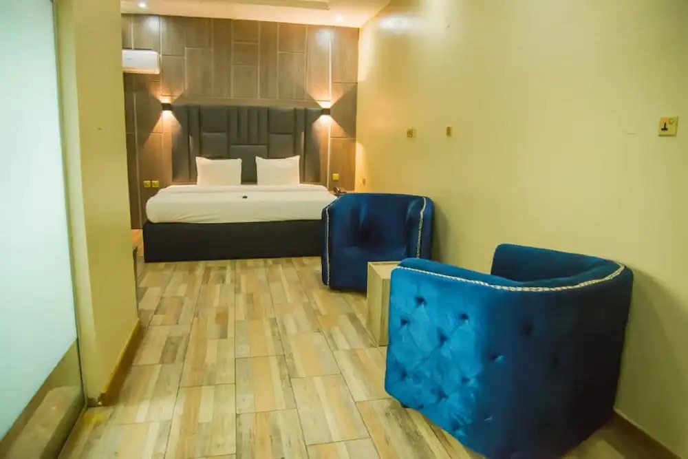 TNK Hotel — фото 2