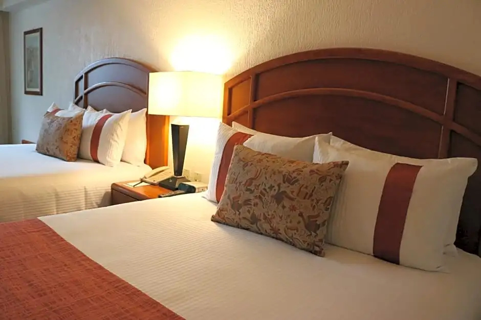 Hotel Misión Pachuca - Chambres