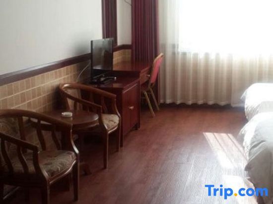 Люкс Business в Dongshi Hotel (Changchun Jingyue)