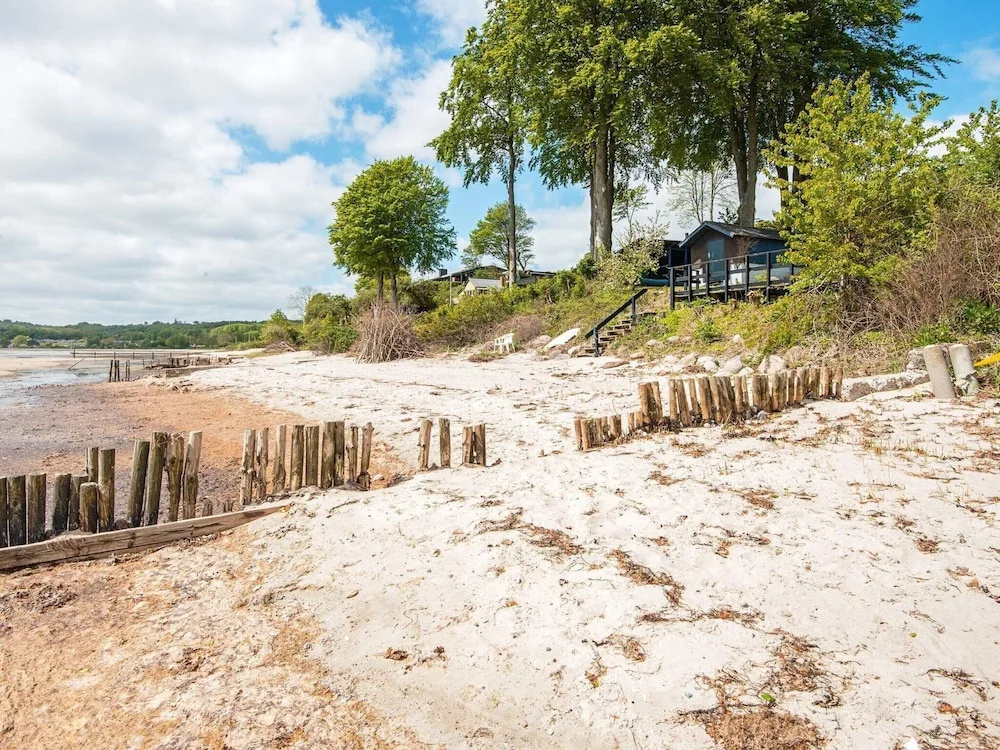 6 Person Holiday Home in Bjert