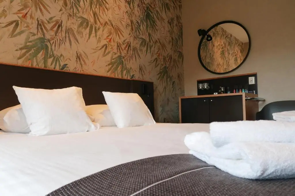 Economy room