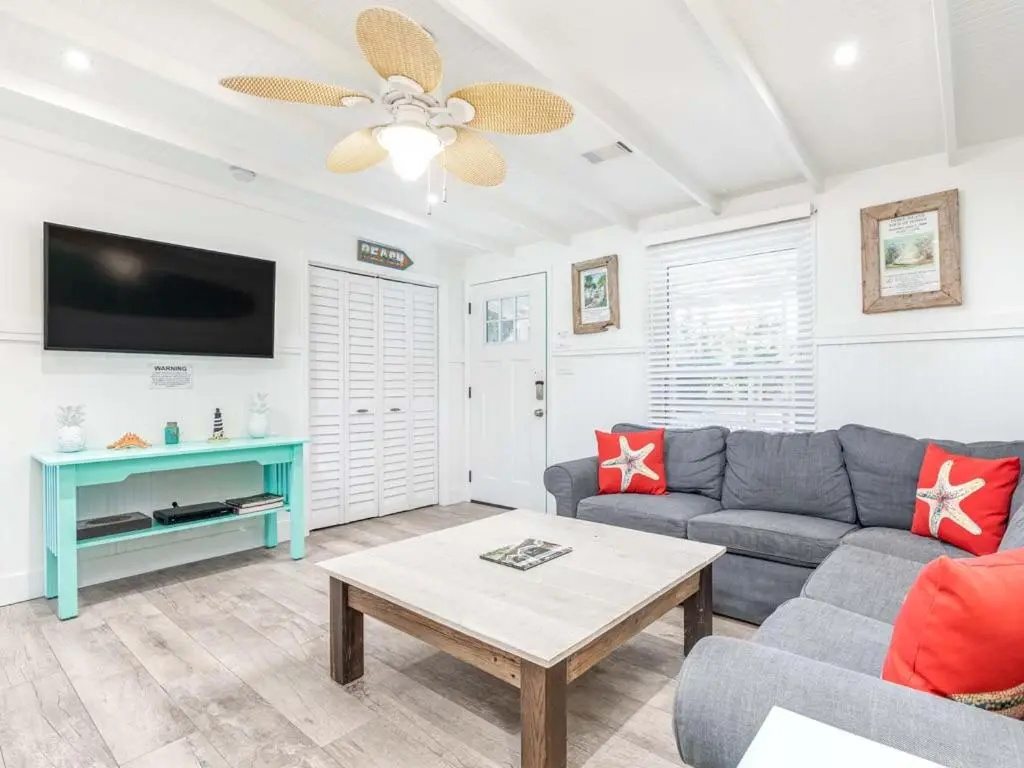 3 Bedrooms Cottage