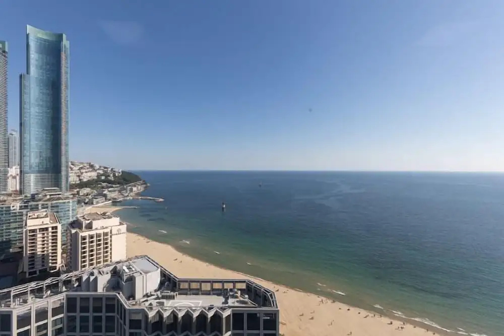 Beach & Waterfront