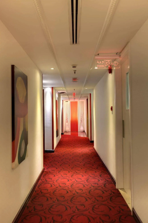 Hotel photo 12