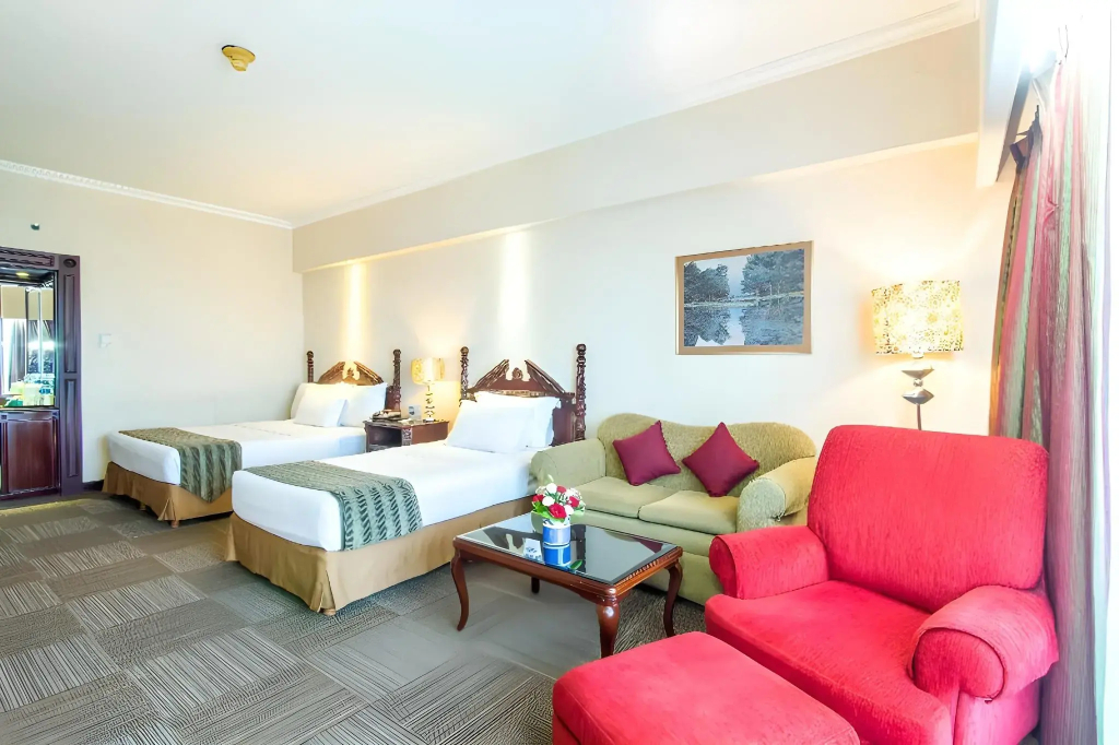 Sunlake Waterfront Resort and Convention - фото 45