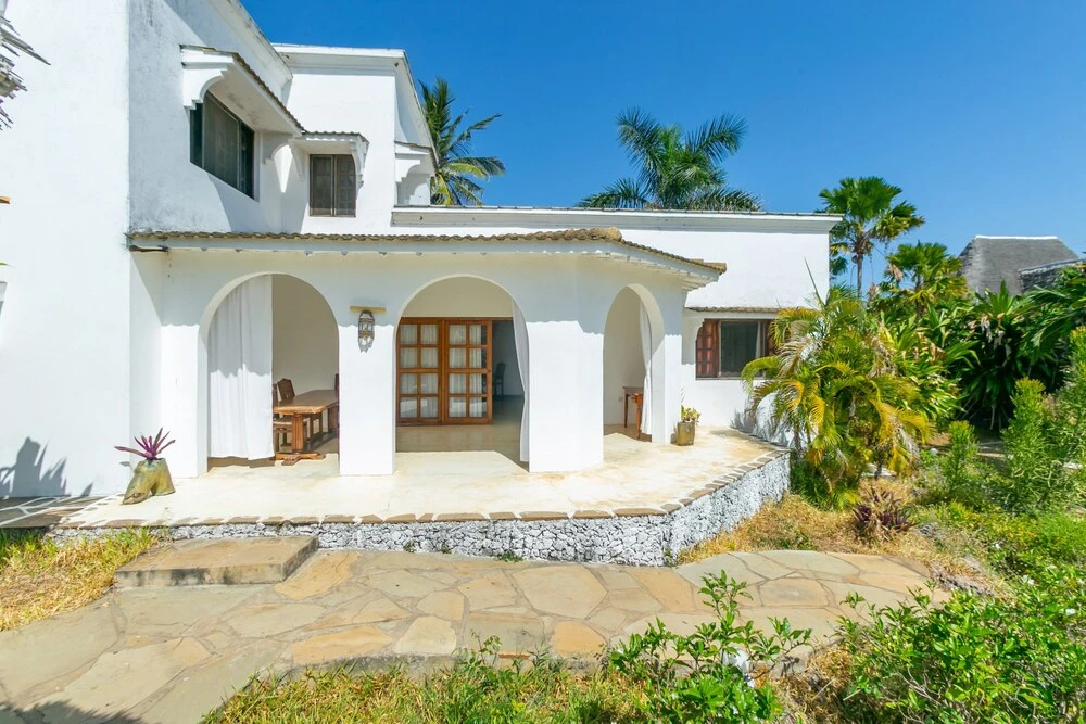 Pearls and Corals Resort