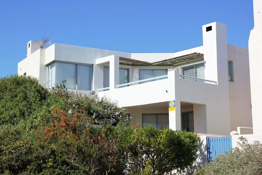 10 Villa Paradiso Self catering