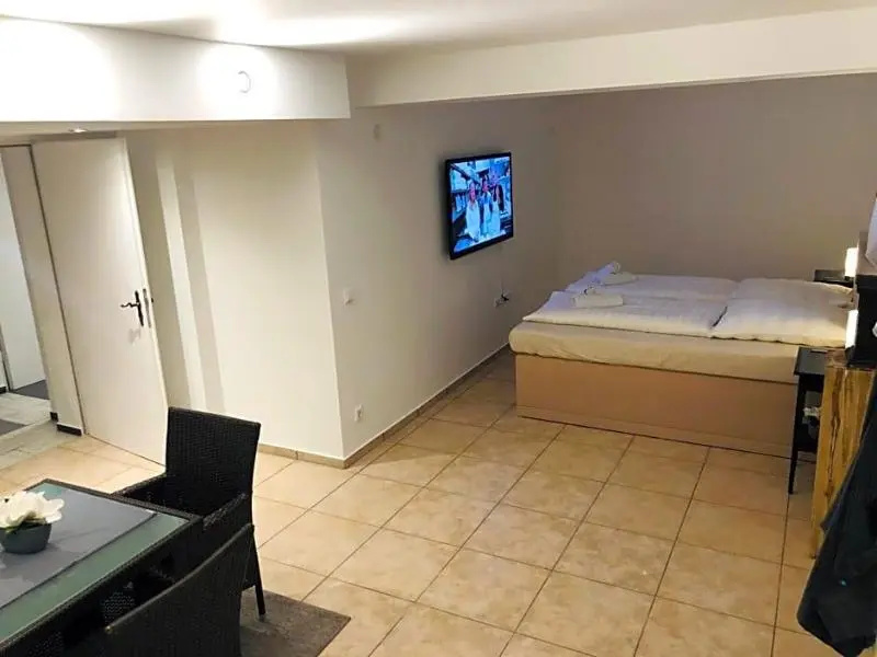 Hotel Krone — 3