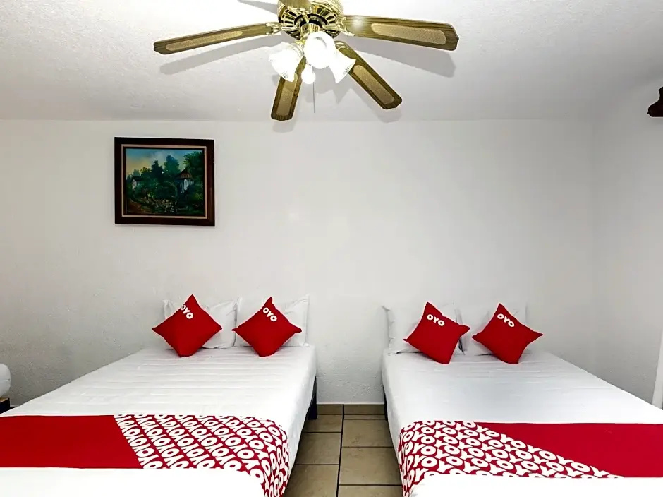 OYO Hotel Continental - фото 7