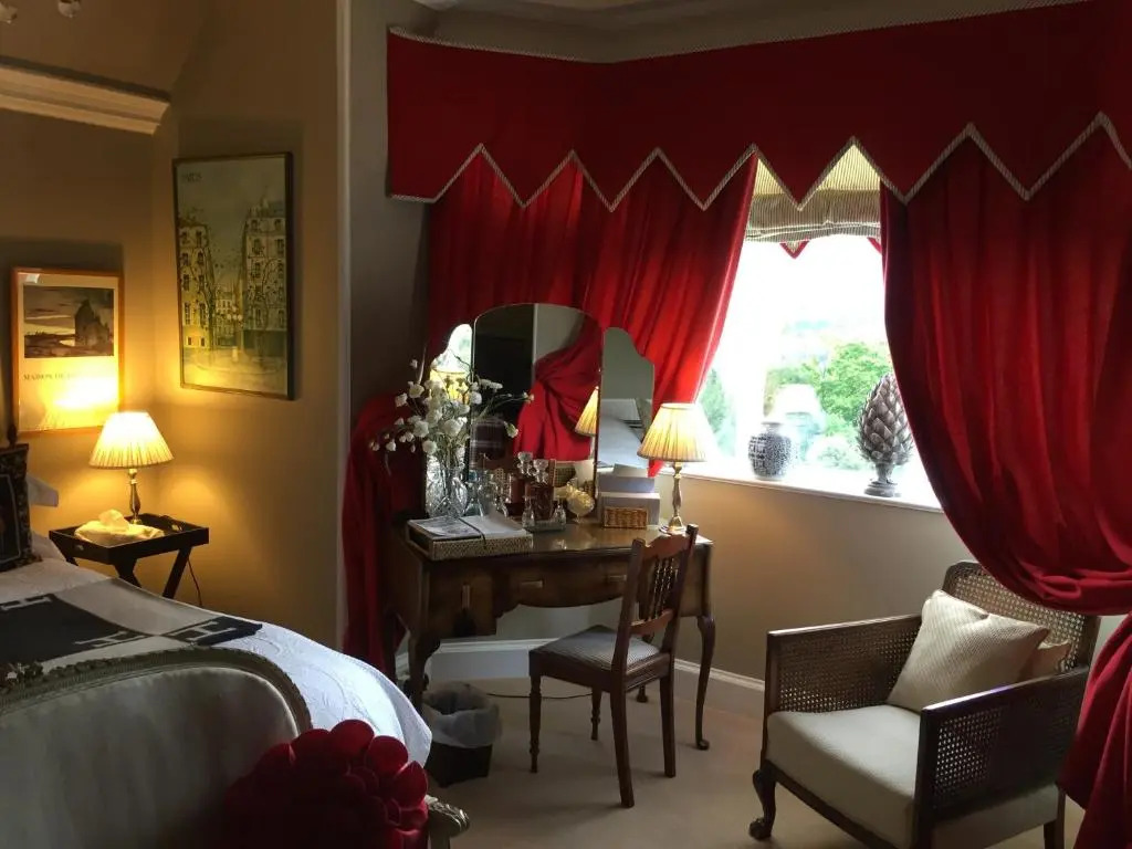 觀景標準雙人房，配有雙人床