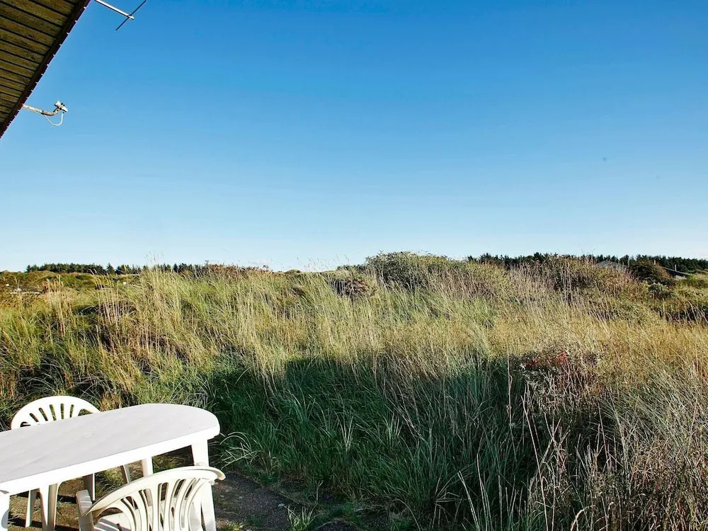 Serene Holiday Home in Hjørring With Terrace - фото 11