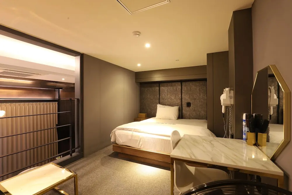 Royal Suite with balcony
