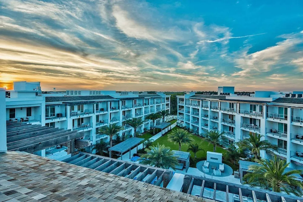 The Pointe by 360 Blue