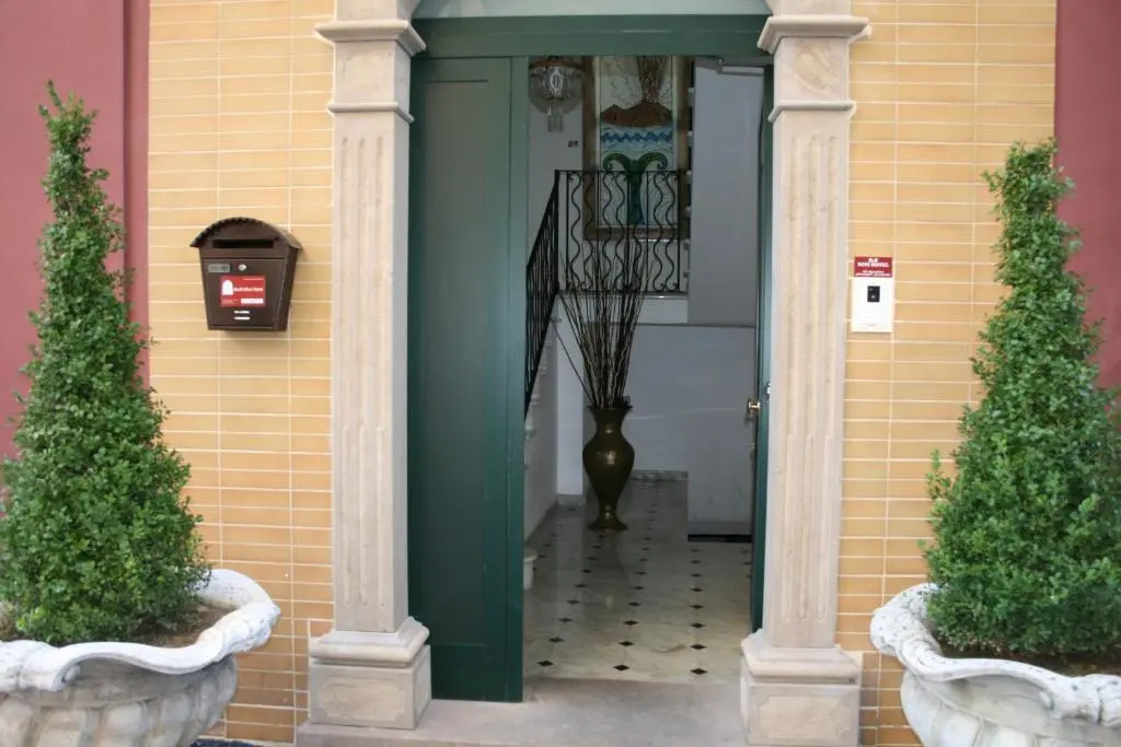 Hotel photo 11