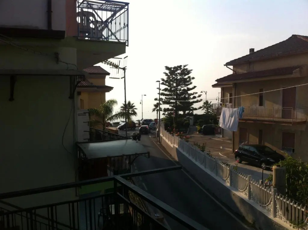 Standard Double room with balcony (full double bed)